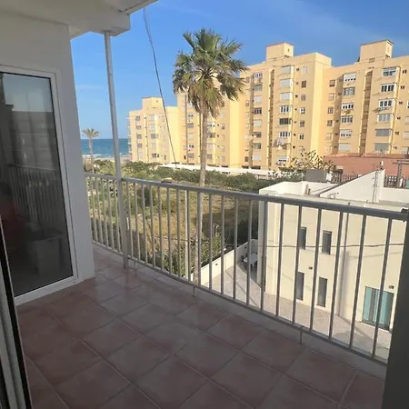 Junto A Playa Y Cerca De Campo De Golf Apartament *