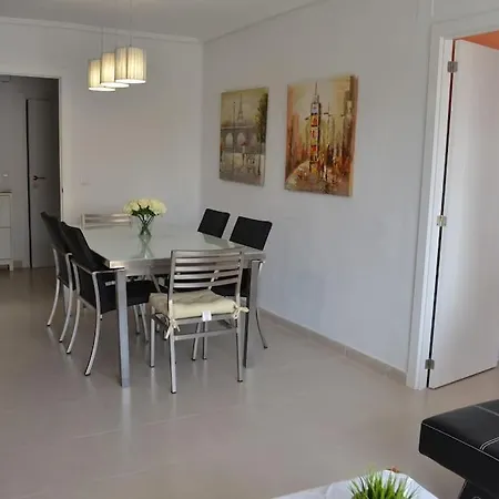 Junto A Playa Y Cerca De Campo De Golf Apartment *